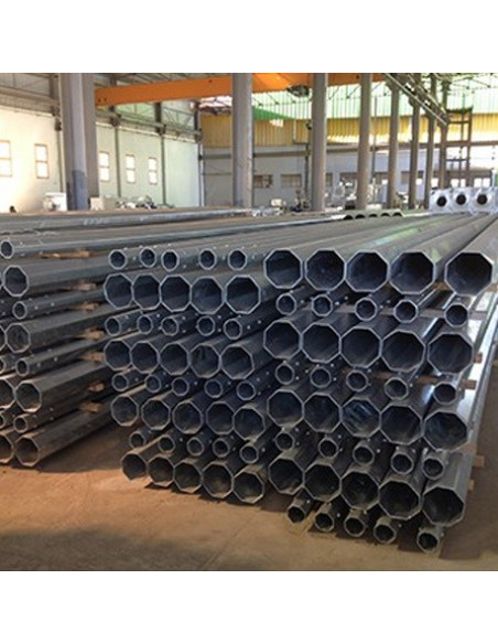 Poteaux d'éclairage / candélabres / crosses