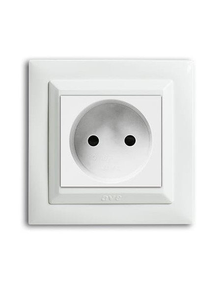 Prise 2P carrée