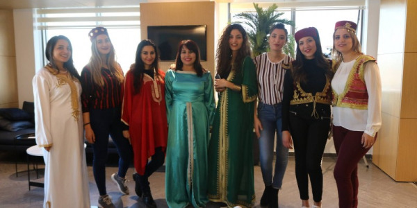 Coaching 2019:  Communication et fête de l'habit traditionnel